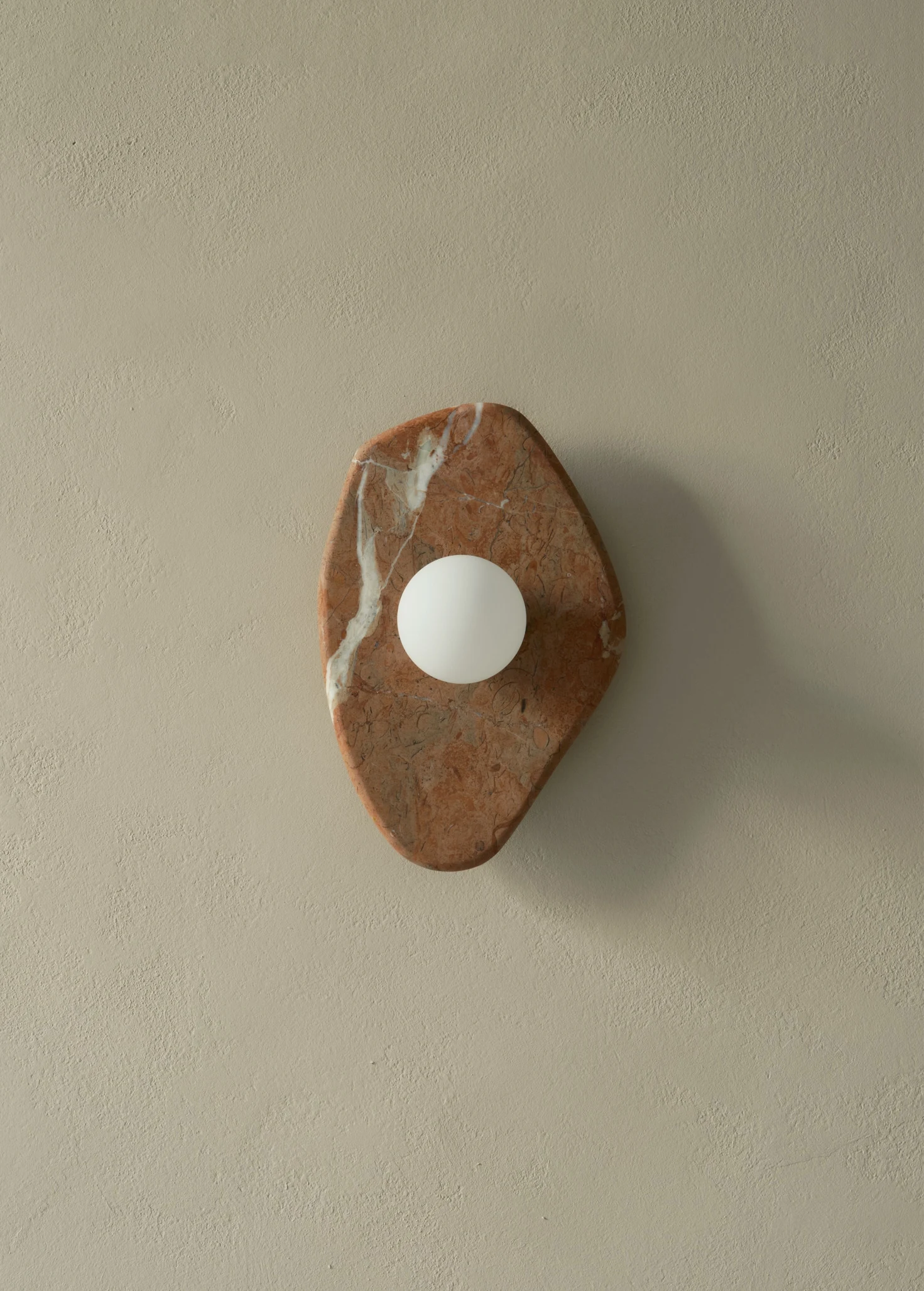 Настенное бра из мрамора