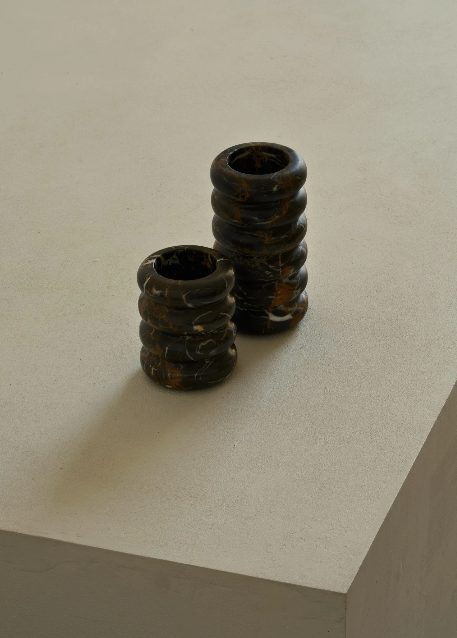 Мраморные вазы от СТАВИМ