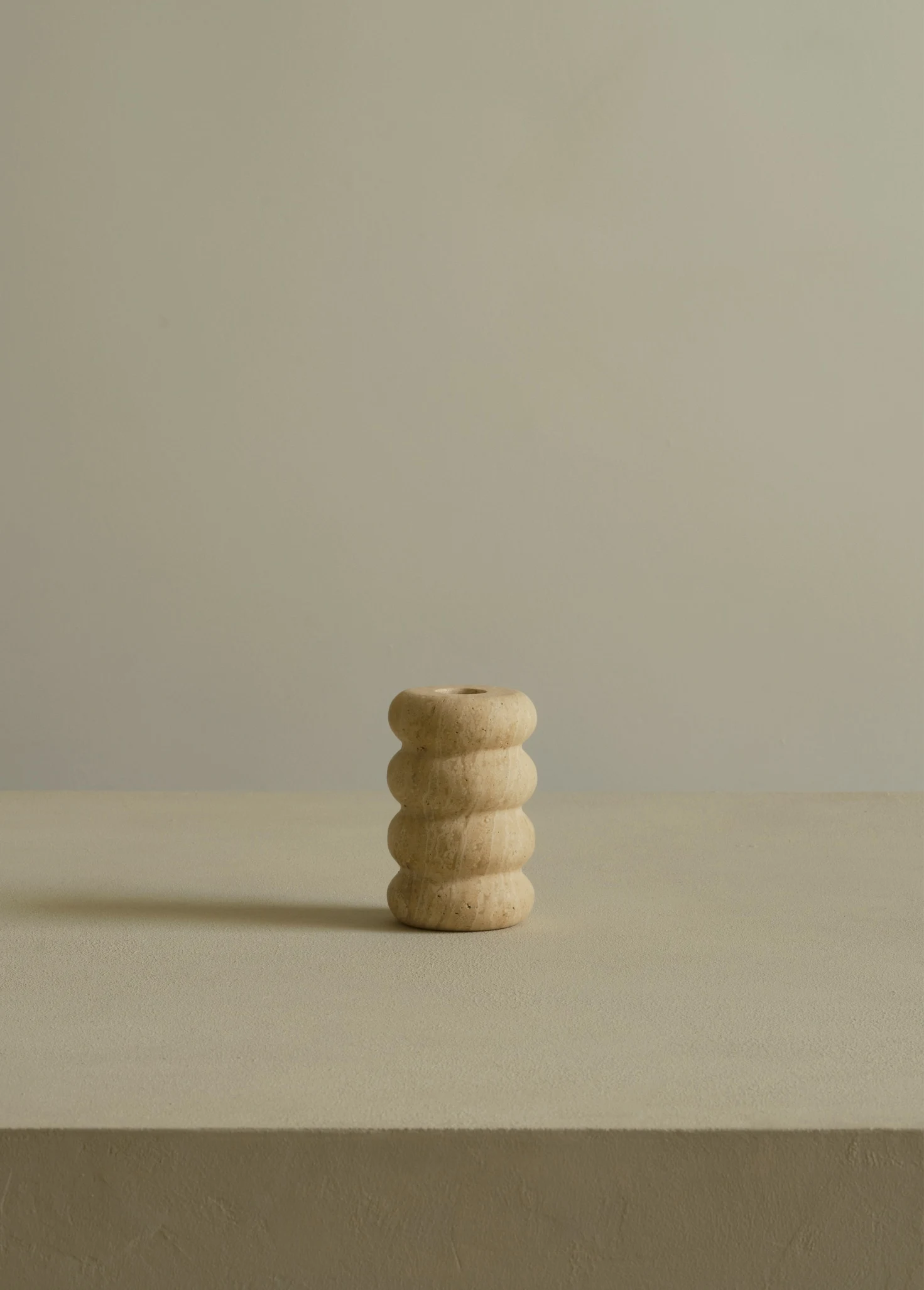 Подсвечник из натурального камня